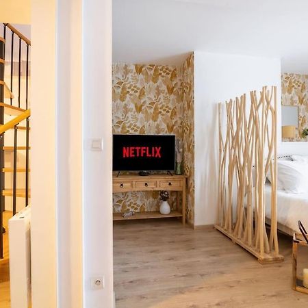 Le Studio De La Cathedrale Apartment Бове Екстериор снимка